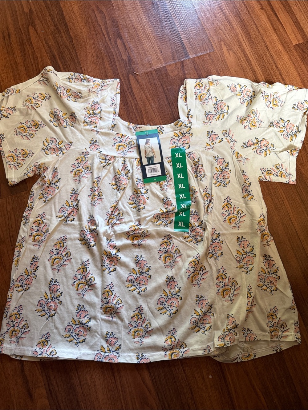 Lucky Brand Cream Floral Short Sleeve Tunic Top